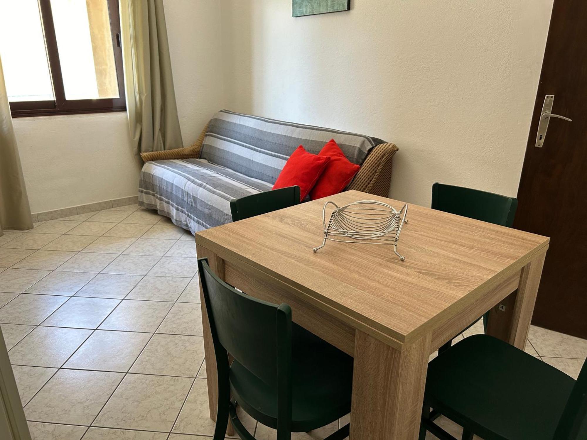4 Sisters Apartments Gradac  Exterior foto